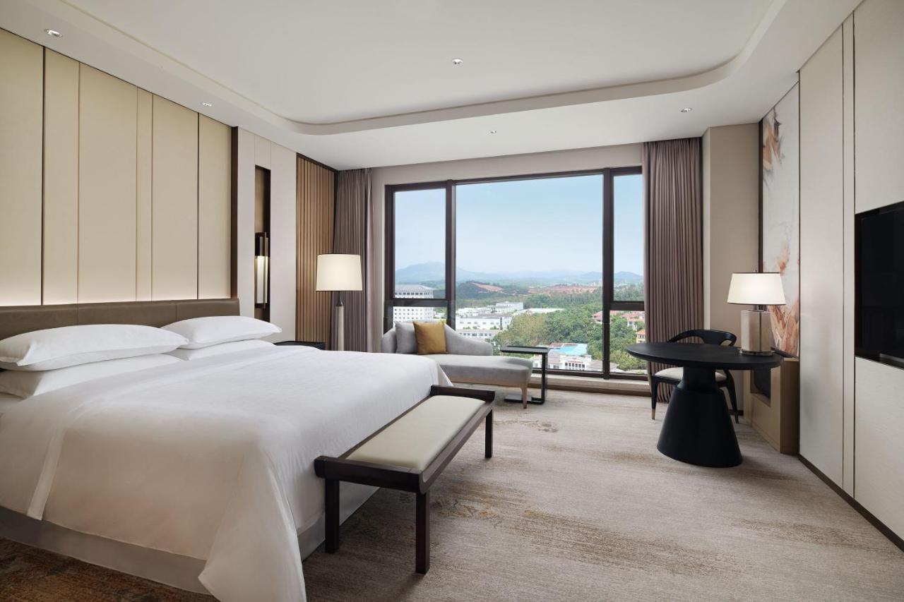 Sheraton Yunfu Xinxing Hotel Екстер'єр фото