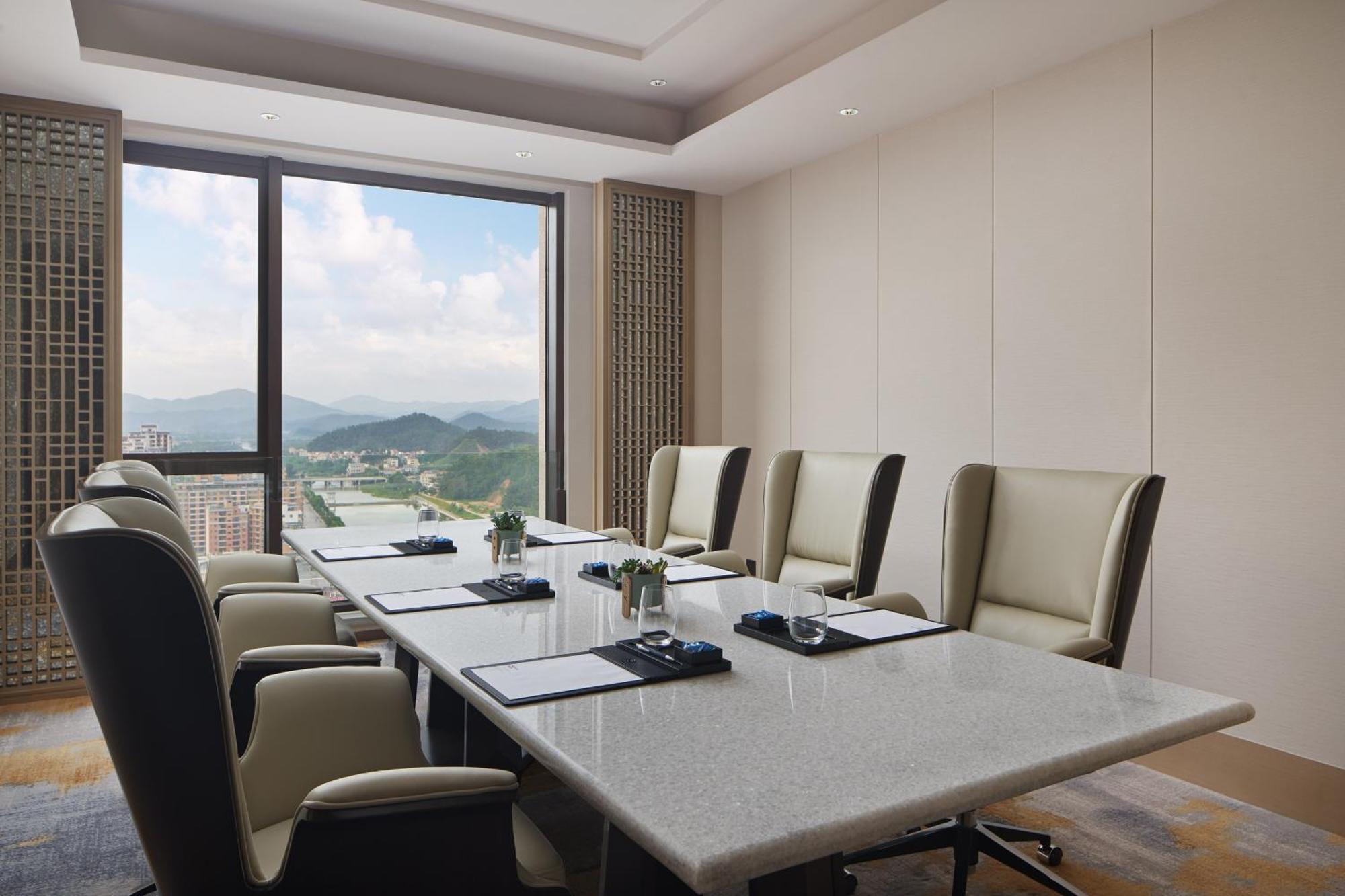 Sheraton Yunfu Xinxing Hotel Екстер'єр фото