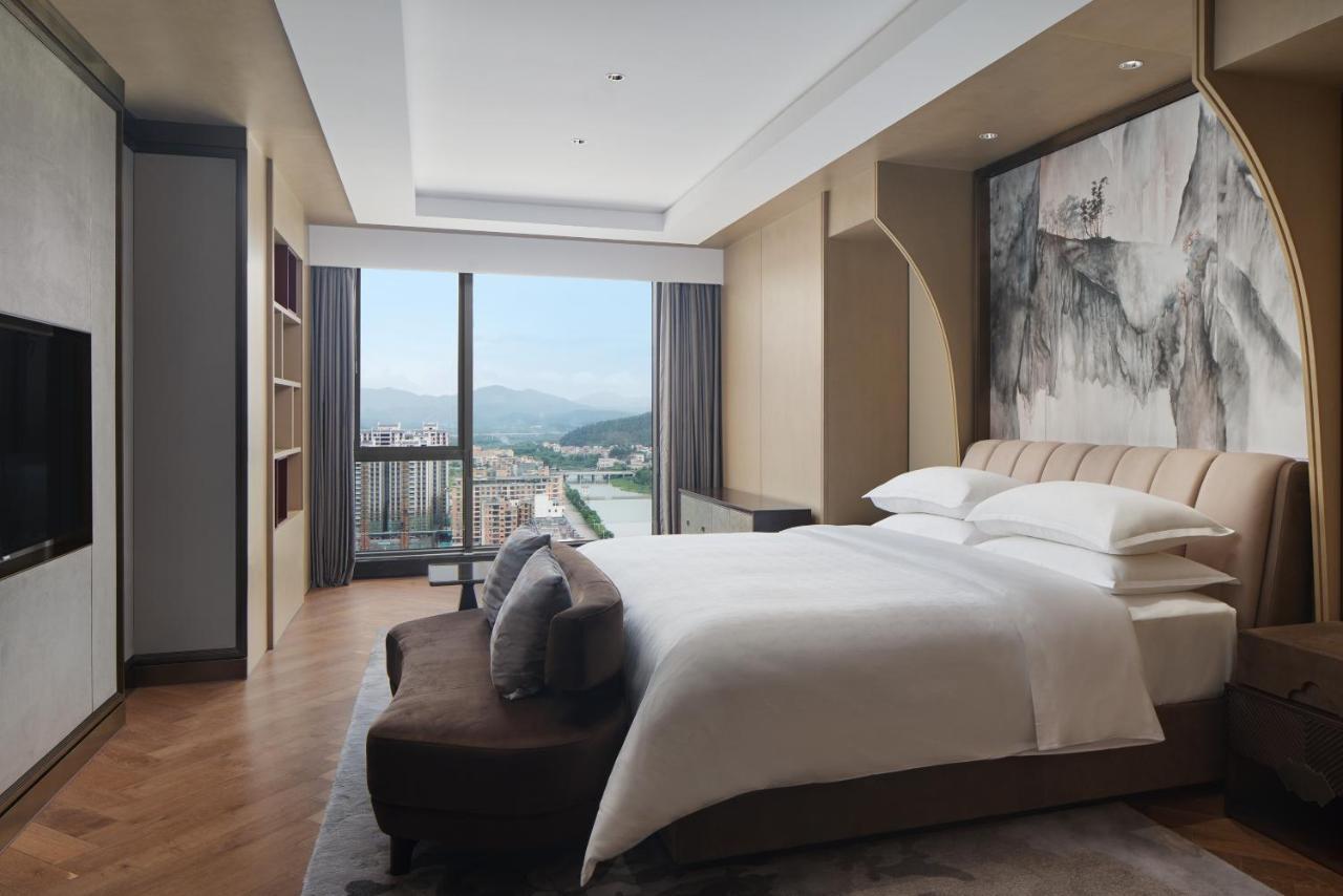 Sheraton Yunfu Xinxing Hotel Екстер'єр фото